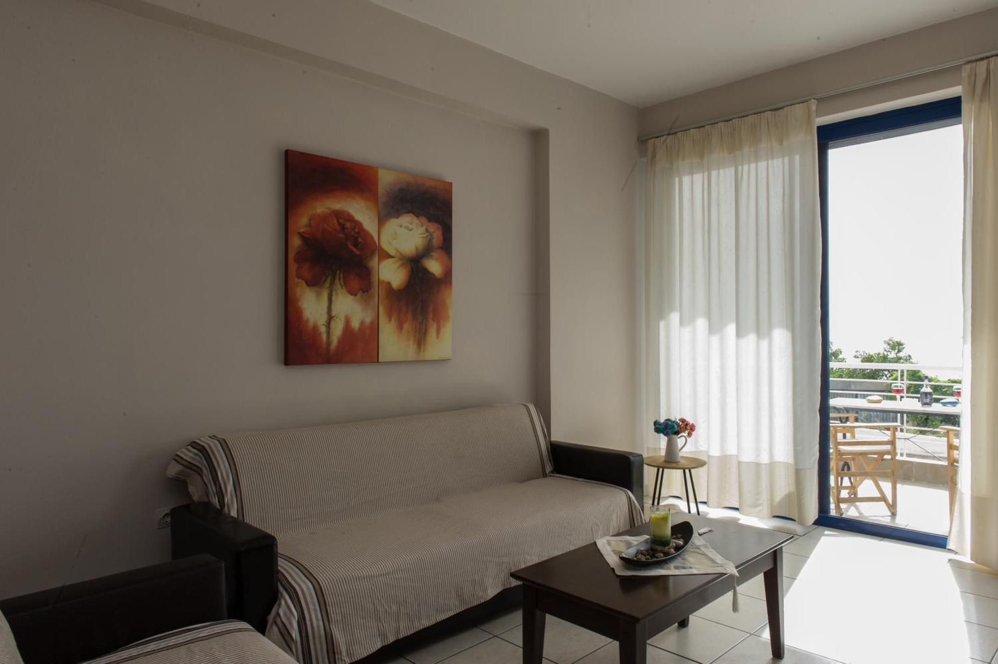 Kamari Blue Apartments 卡拉马塔 外观 照片